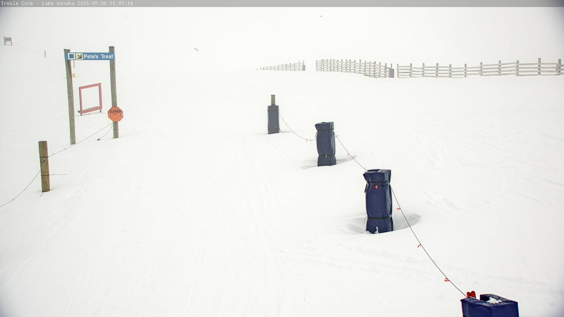 Treble Cone Saddle Gate snow cam captured at 6 September 2026 at 4:34 pm NZST
