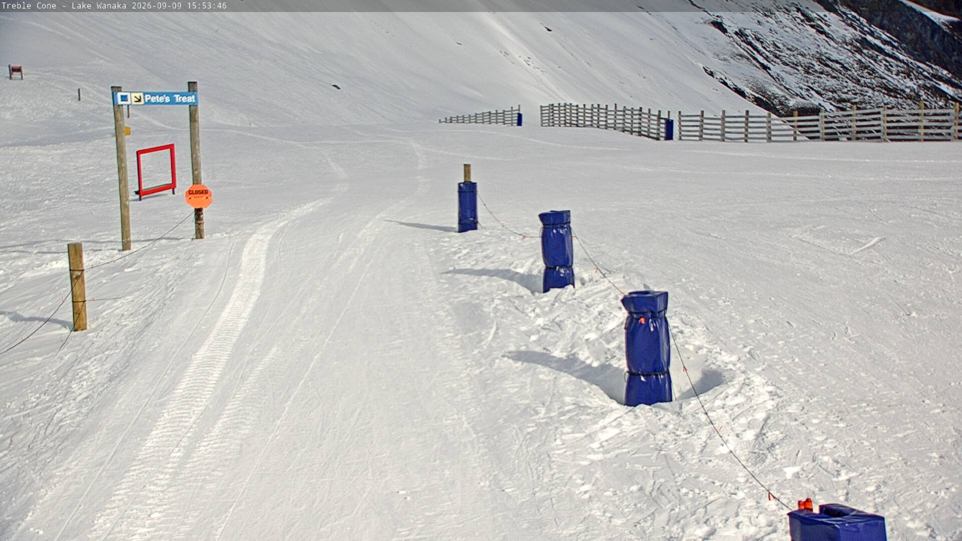 Treble Cone Saddle Gate snow cam captured at 9 September 2026 at 3:46 pm NZST