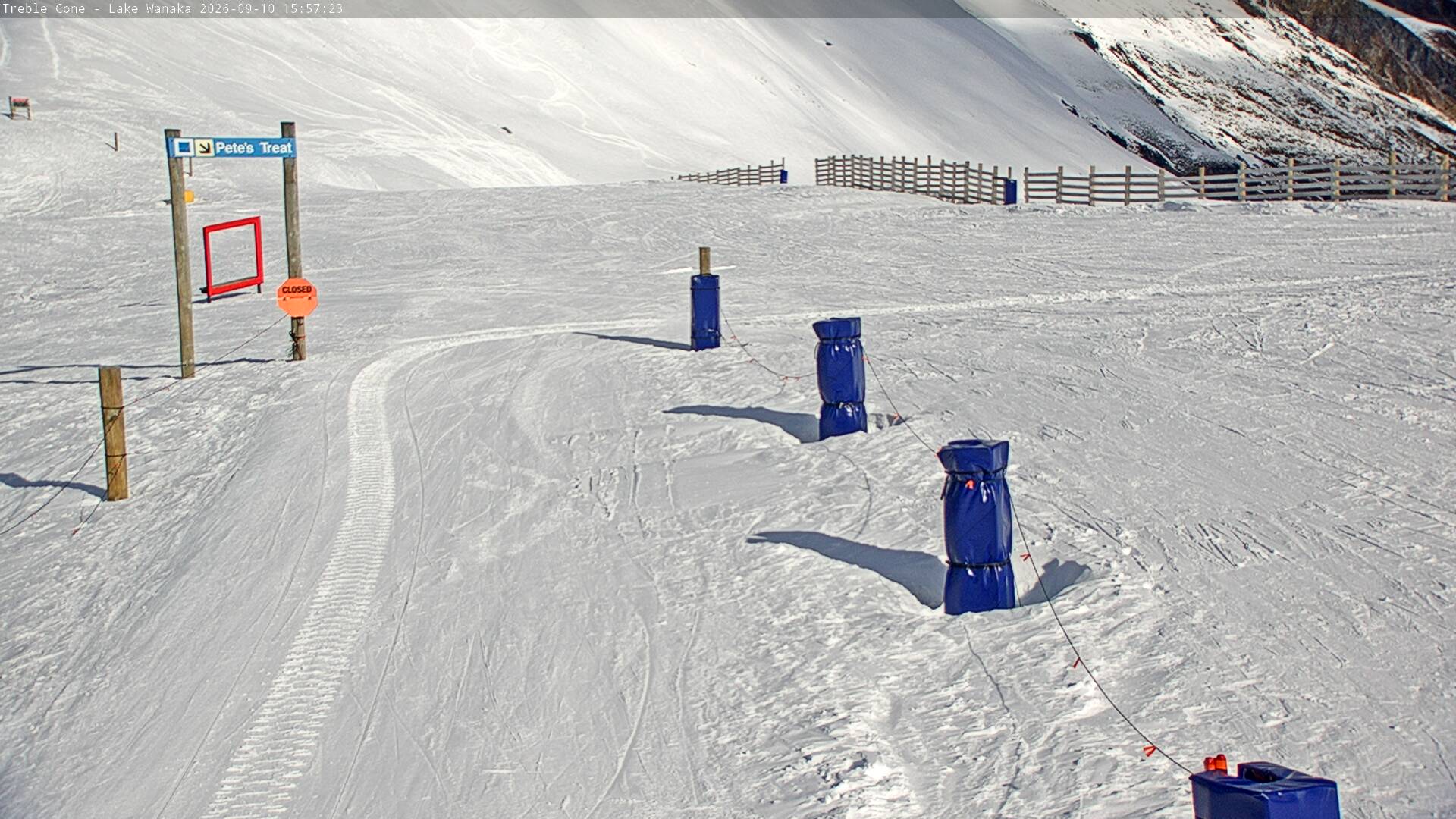 Treble Cone Saddle Gate snow cam captured at 10 September 2026 at 3:46 pm NZST