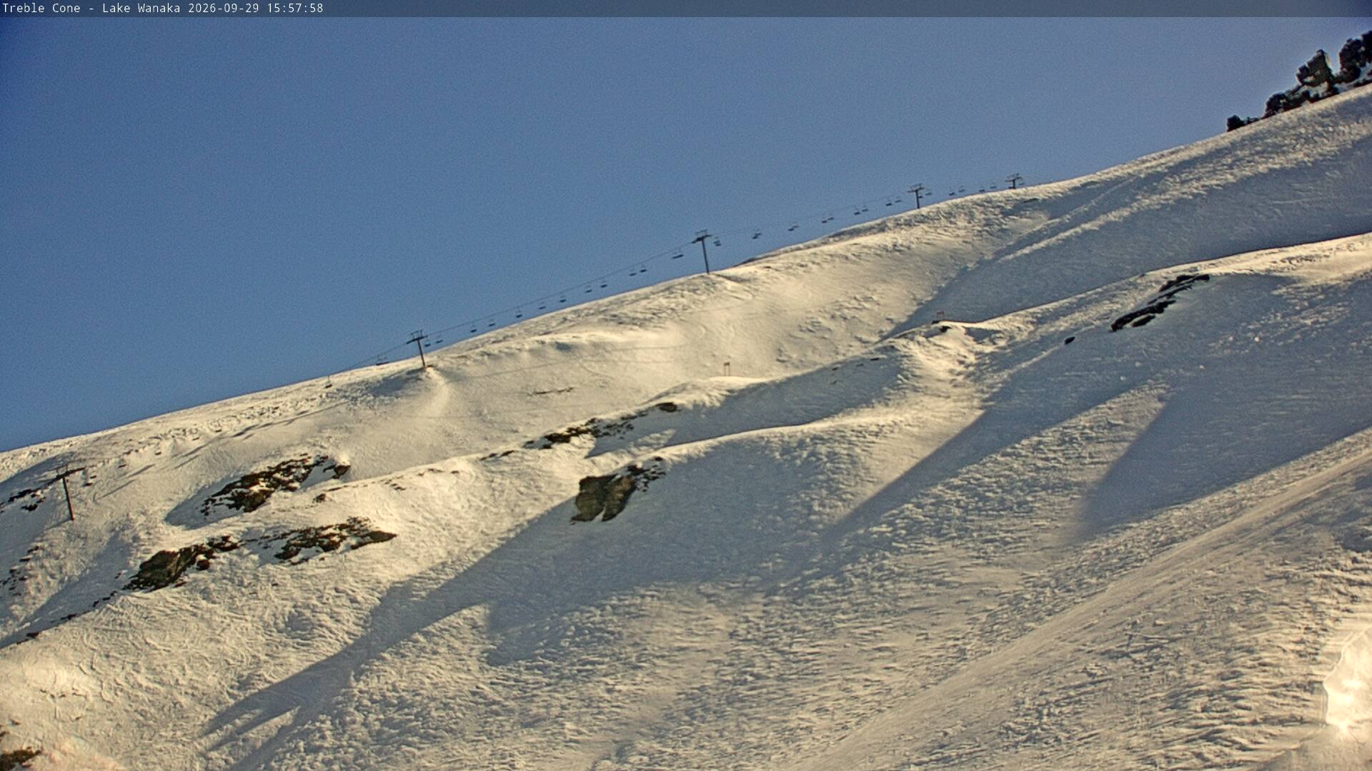 Treble Cone Saddle Chair snow cam captured at 29 September 2026 at 4:49 pm NZDT