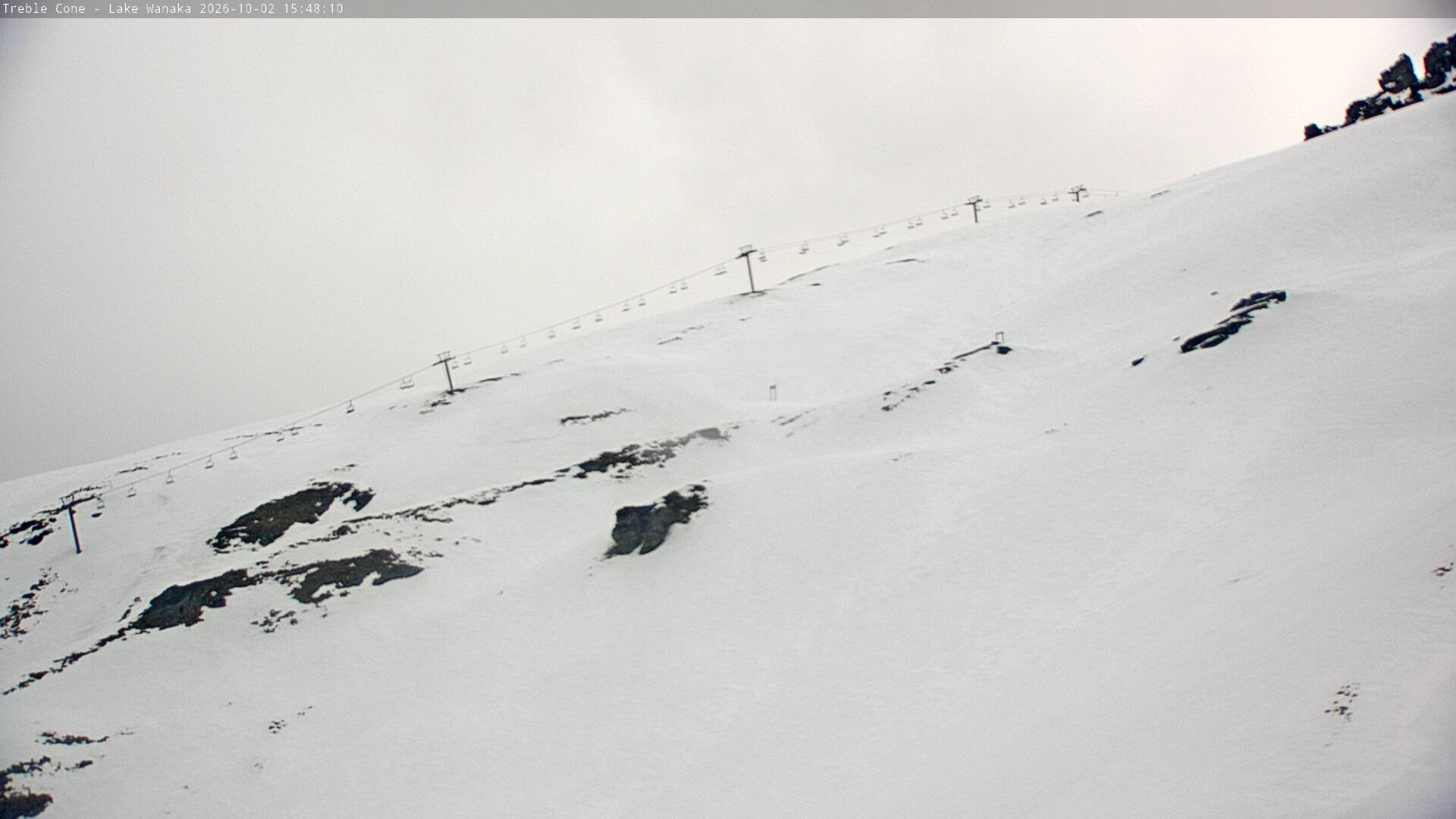 Treble Cone Saddle Chair snow cam captured at 2 October 2026 at 4:44 pm NZDT
