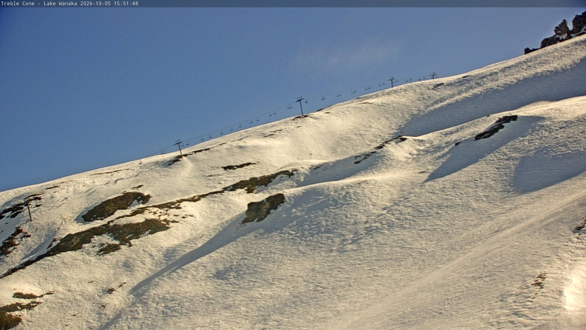 Treble Cone Saddle Chair snow cam captured at 5 October 2026 at 4:43 pm NZDT