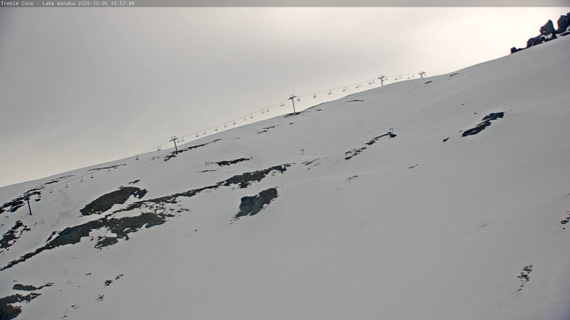 Treble Cone Saddle Chair snow cam captured at 6 October 2026 at 4:48 pm NZDT