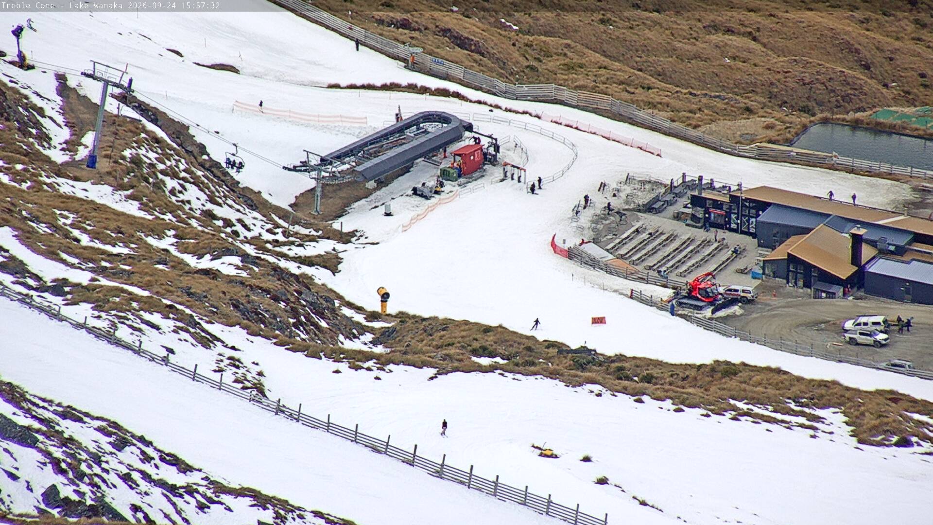 Treble Cone Base Building snow cam captured at 24 September 2026 at 3:40 pm NZST