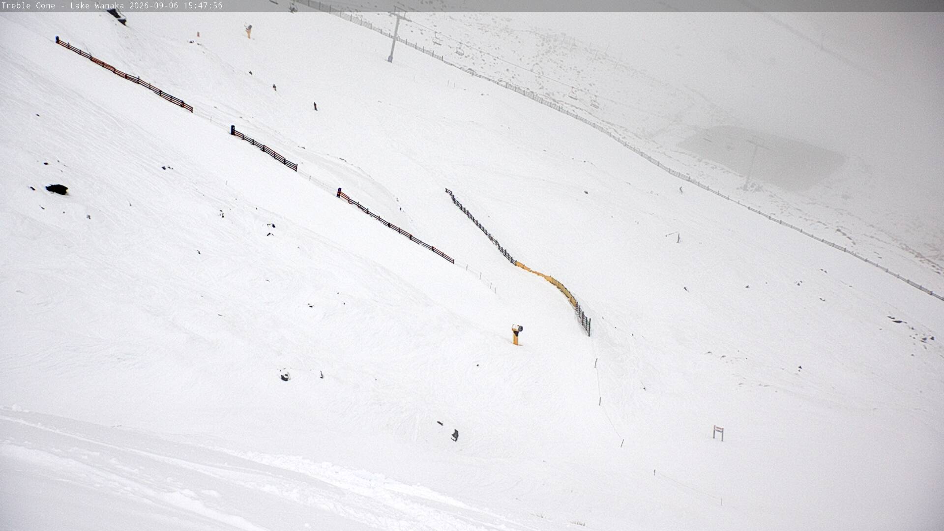Treble Cone Lower Home Basin snow cam captured at 6 September 2026 at 4:34 pm NZST