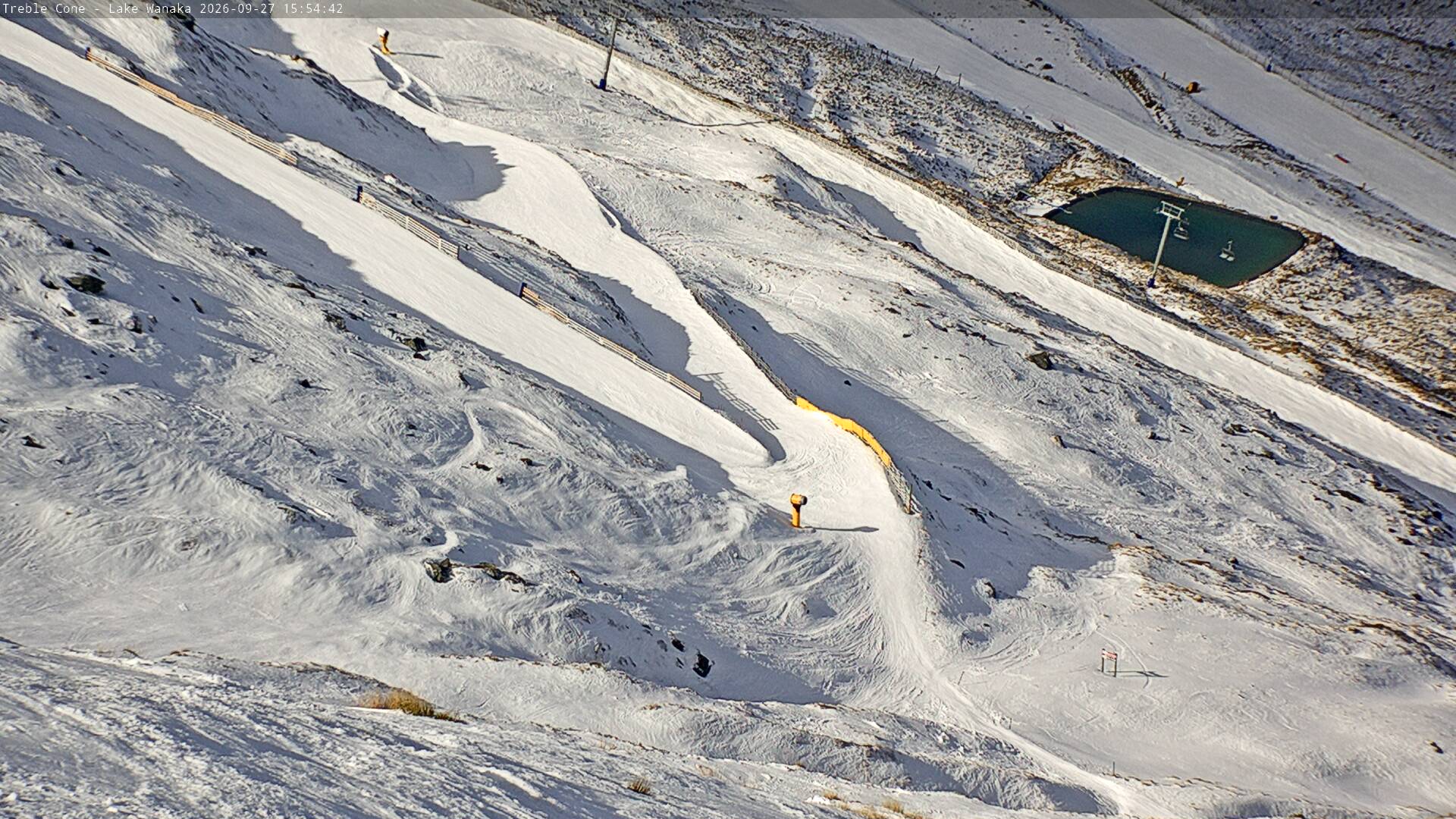 Treble Cone Lower Home Basin snow cam captured at 27 September 2026 at 4:38 pm NZDT
