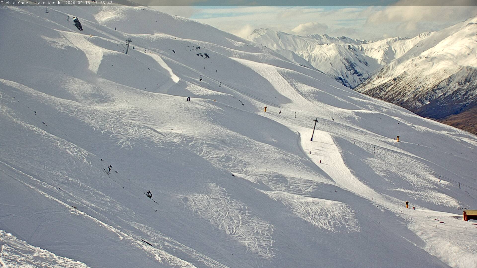 Treble Cone Home Basin Close-up snow cam captured at 18 September 2026 at 3:46 pm NZST
