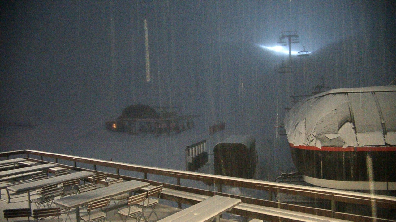 Mt Hutt Base Area snow cam captured at 22 September 2026 at 11:56 pm NZST