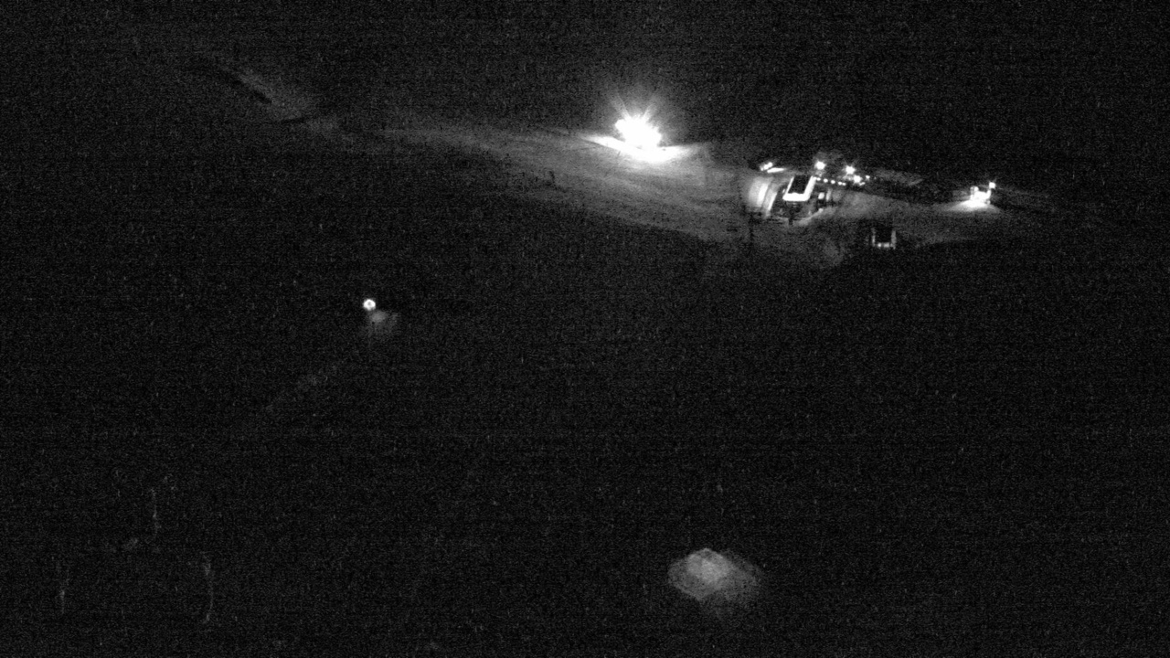 Mt Hutt Inner Basin snow cam captured at 17 September 2026 at 9:01 pm NZST