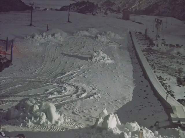 Tūroa Alpine Meadow snow cam captured at 23 September 2026 at 11:57 pm NZST