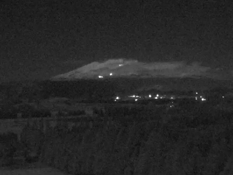 Tūroa Midfield snow cam captured at 23 September 2026 at 11:57 pm NZST