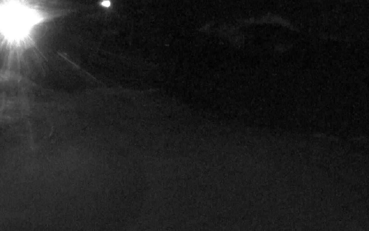 Tūroa The Giant snow cam captured at 1 October 2026 at 11:55 pm NZDT