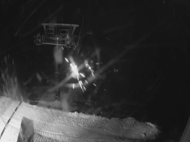 Tūroa High Noon Return snow cam captured at 9 September 2026 at 11:59 pm NZST