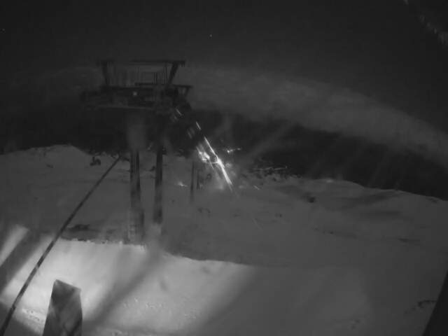 Tūroa High Noon Return snow cam captured at 22 September 2026 at 11:57 pm NZST