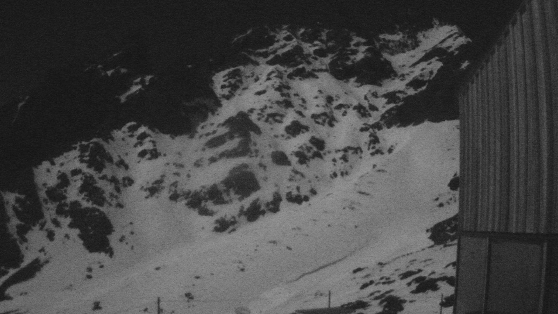 Whakapapa The Pinnacles snow cam captured at 24 September 2026 at 11:50 pm NZST