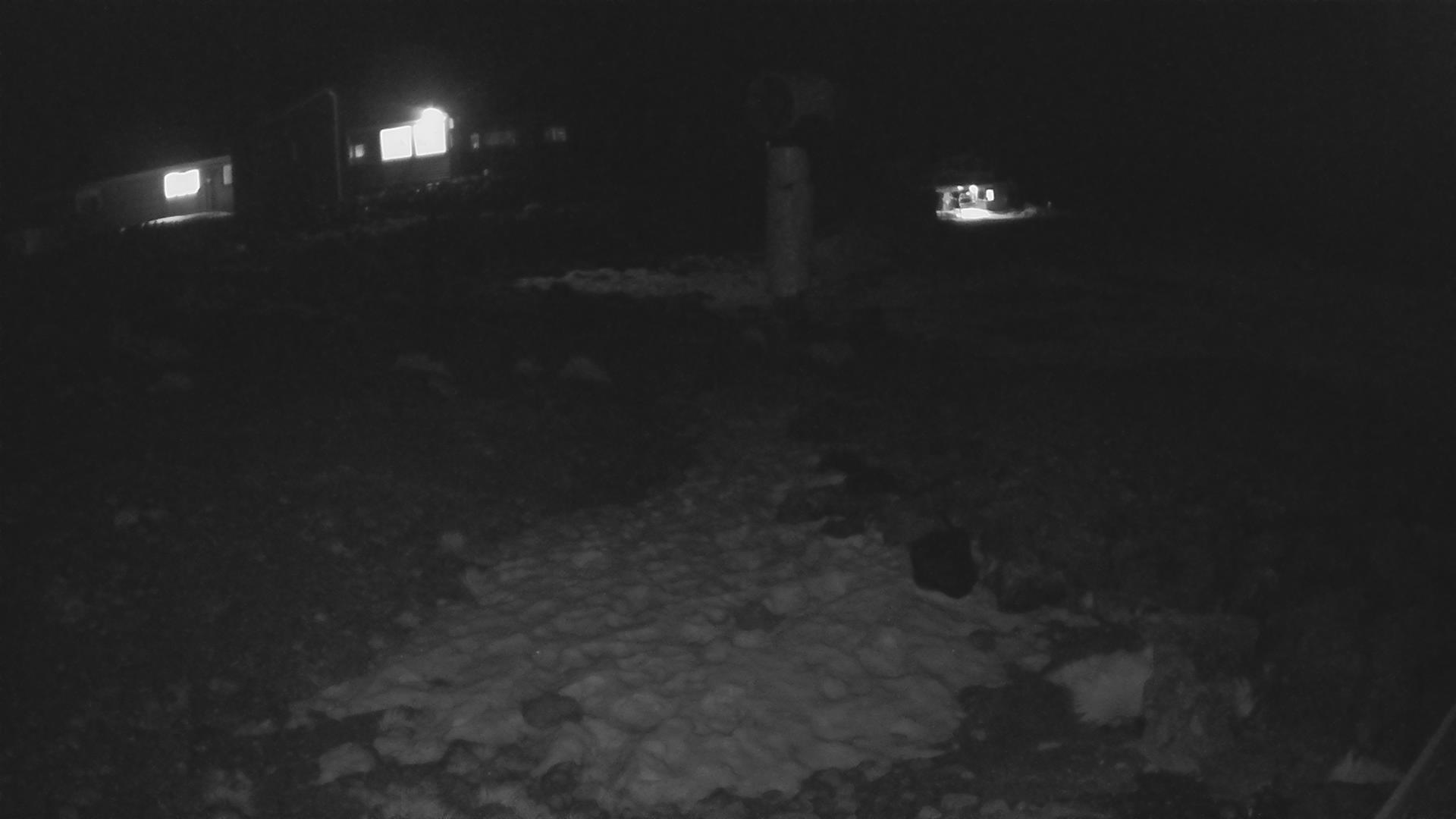 Whakapapa Hut Flat snow cam captured at 14 September 2026 at 11:49 pm NZST