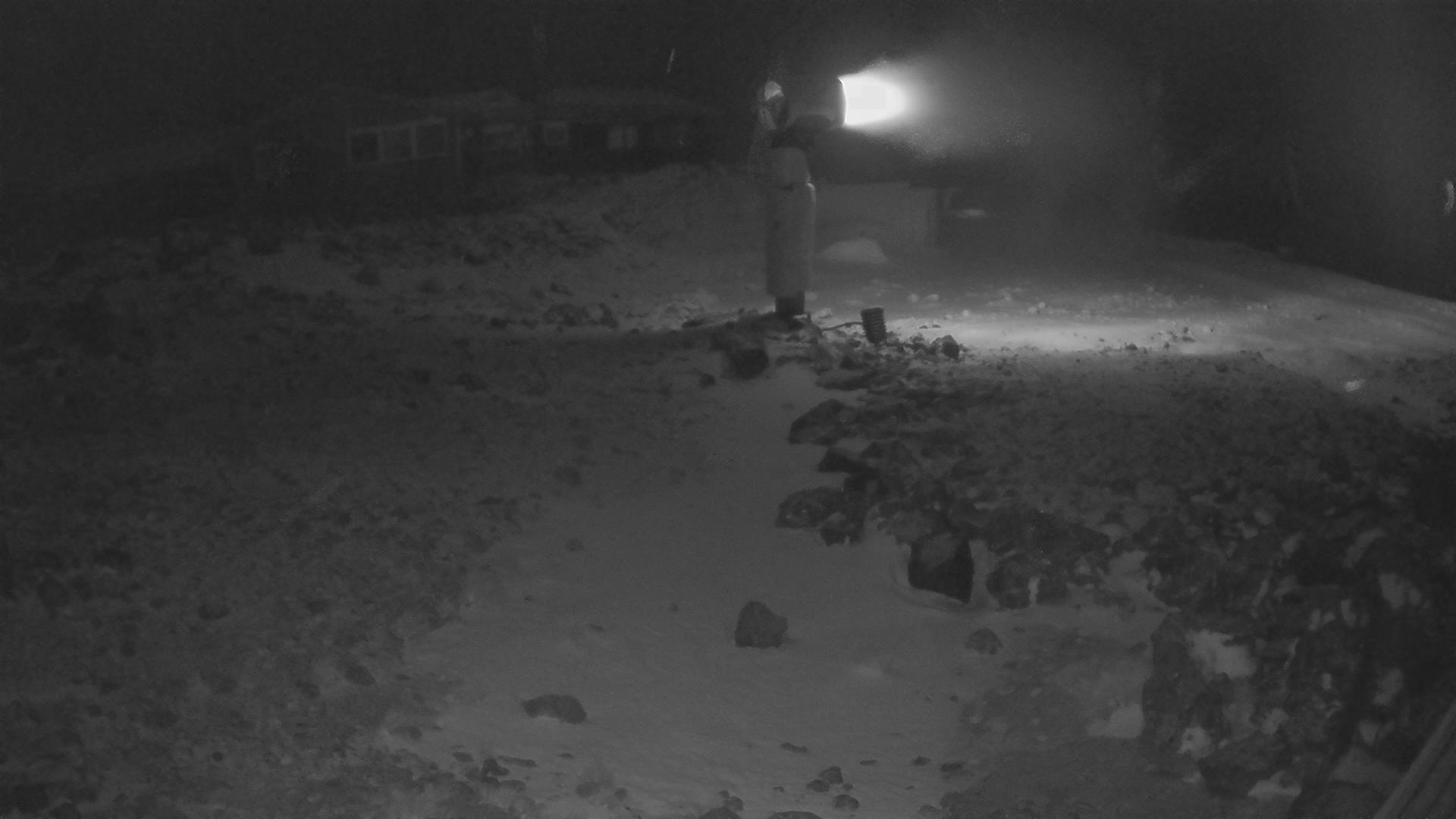 Whakapapa Hut Flat snow cam captured at 23 September 2026 at 11:48 pm NZST