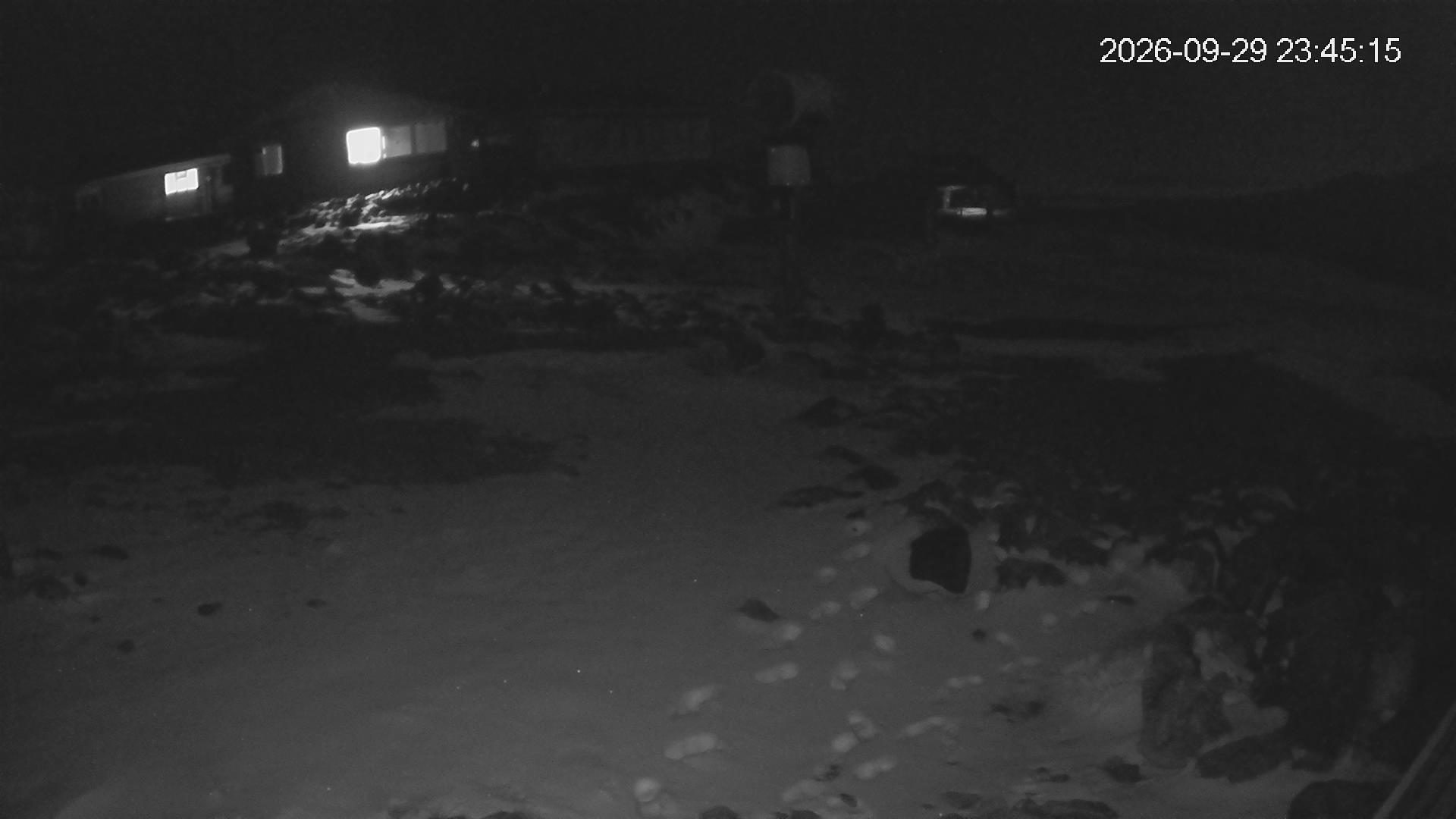 Whakapapa Hut Flat snow cam captured at 29 September 2026 at 11:48 pm NZDT