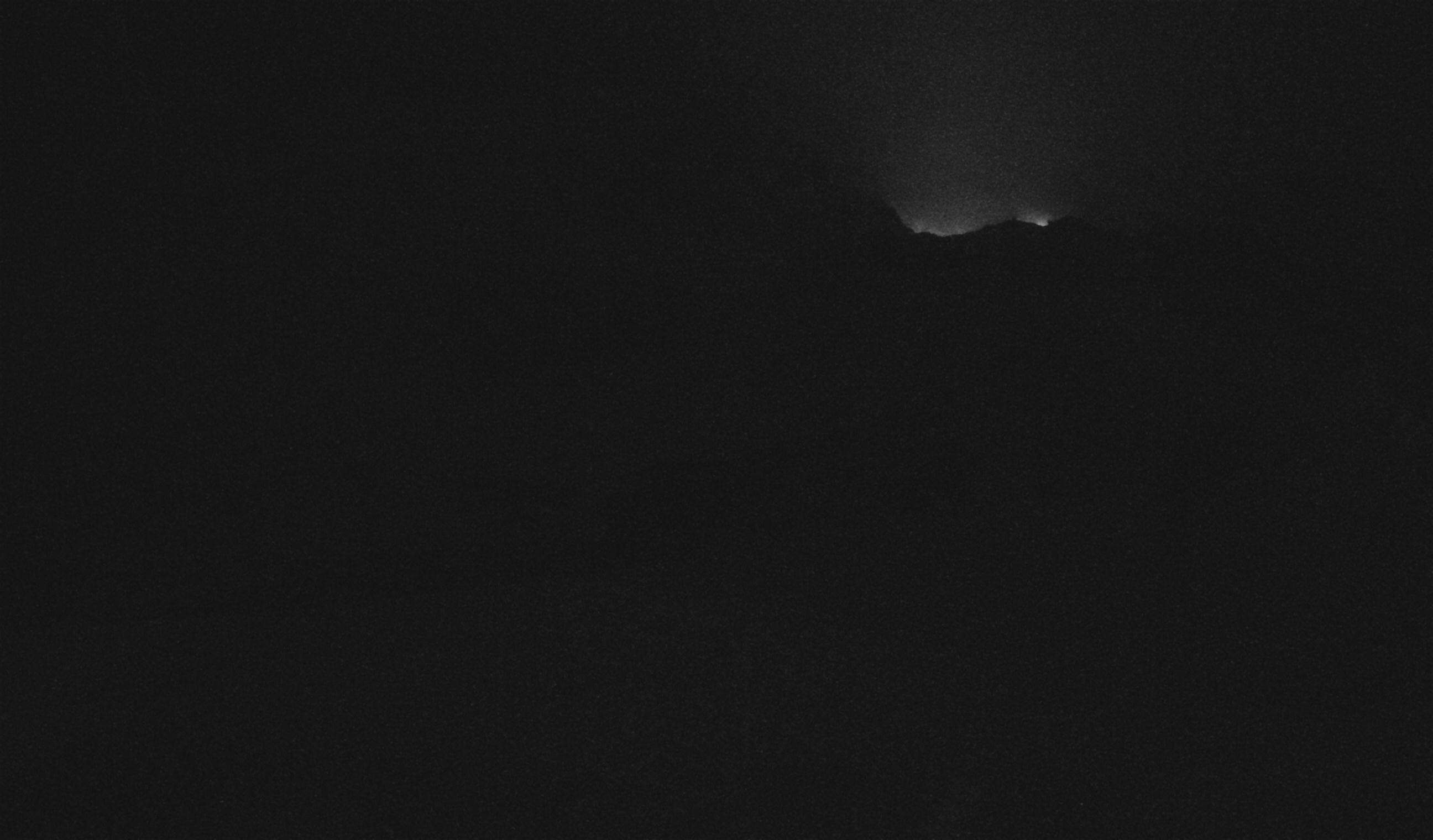 Whakapapa Staircase Slopes snow cam captured at 7 September 2026 at 11:48 pm NZST