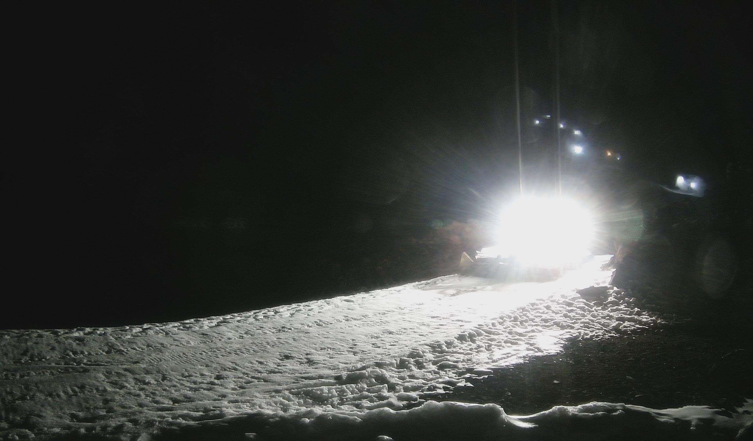 Whakapapa Staircase Slopes snow cam captured at 12 September 2026 at 11:45 pm NZST