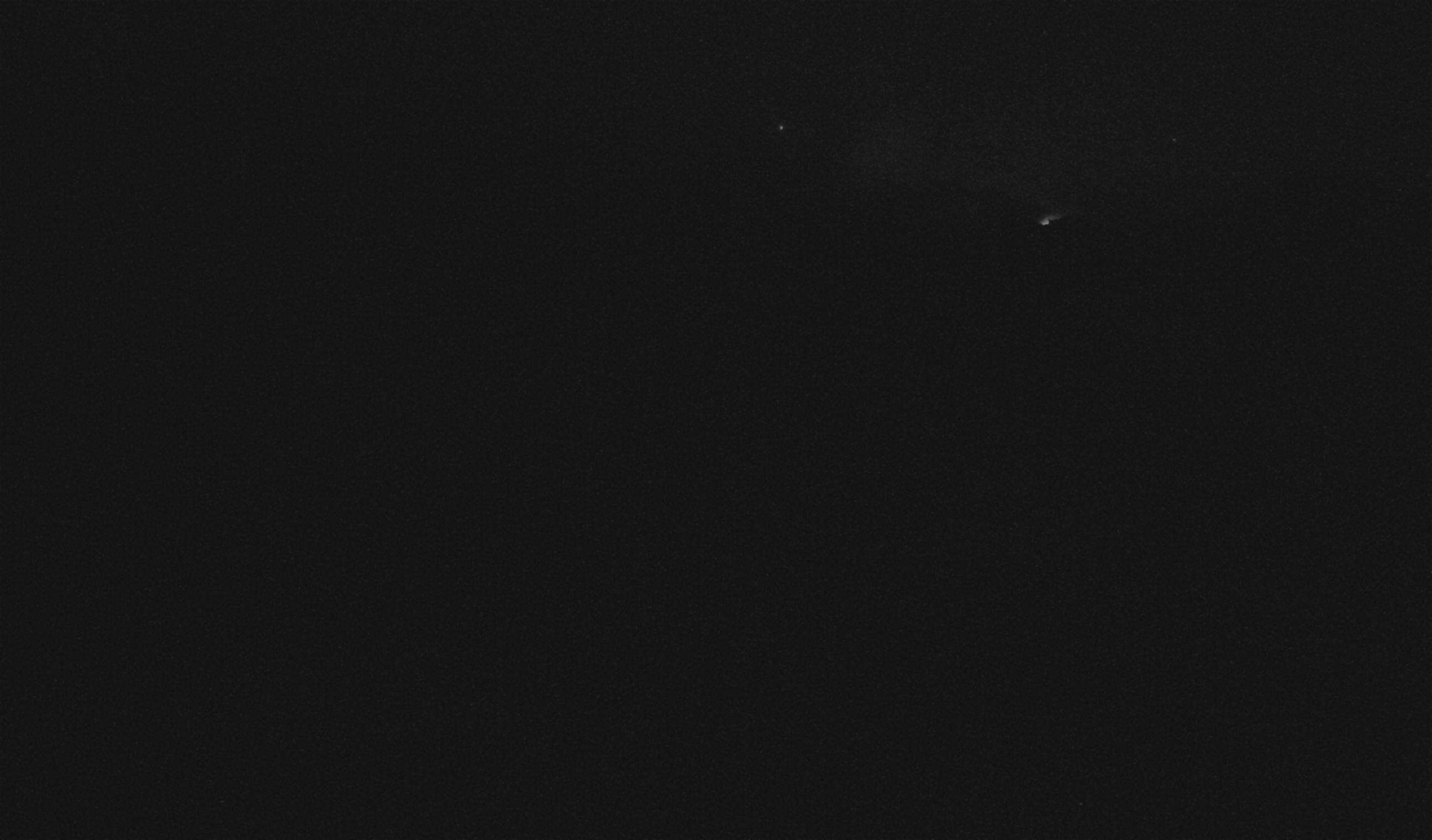 Whakapapa Staircase Slopes snow cam captured at 3 October 2026 at 11:47 pm NZDT