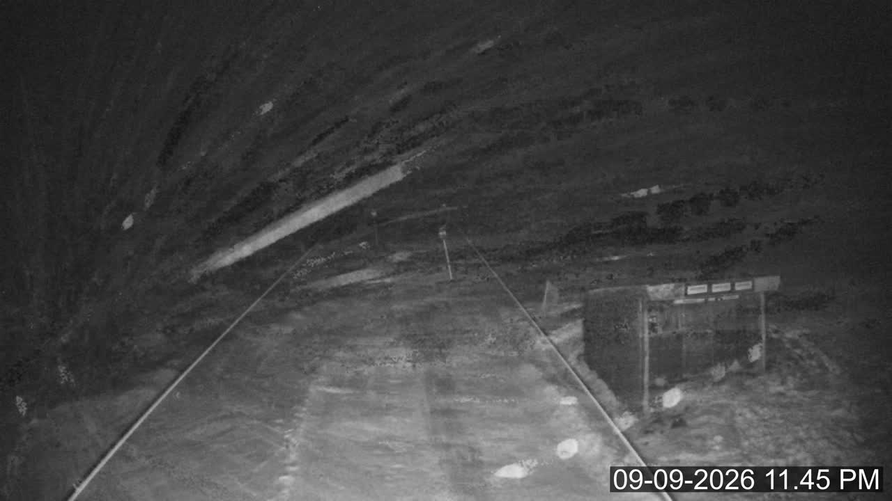 Porters Sundance snow cam captured at 9 September 2026 at 11:48 pm NZST