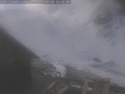 Ōhau Snow Fields Daylodge – Avalunch Cafe & Club Deck snow cam captured at 28 September 2026 at 4:27 pm NZDT
