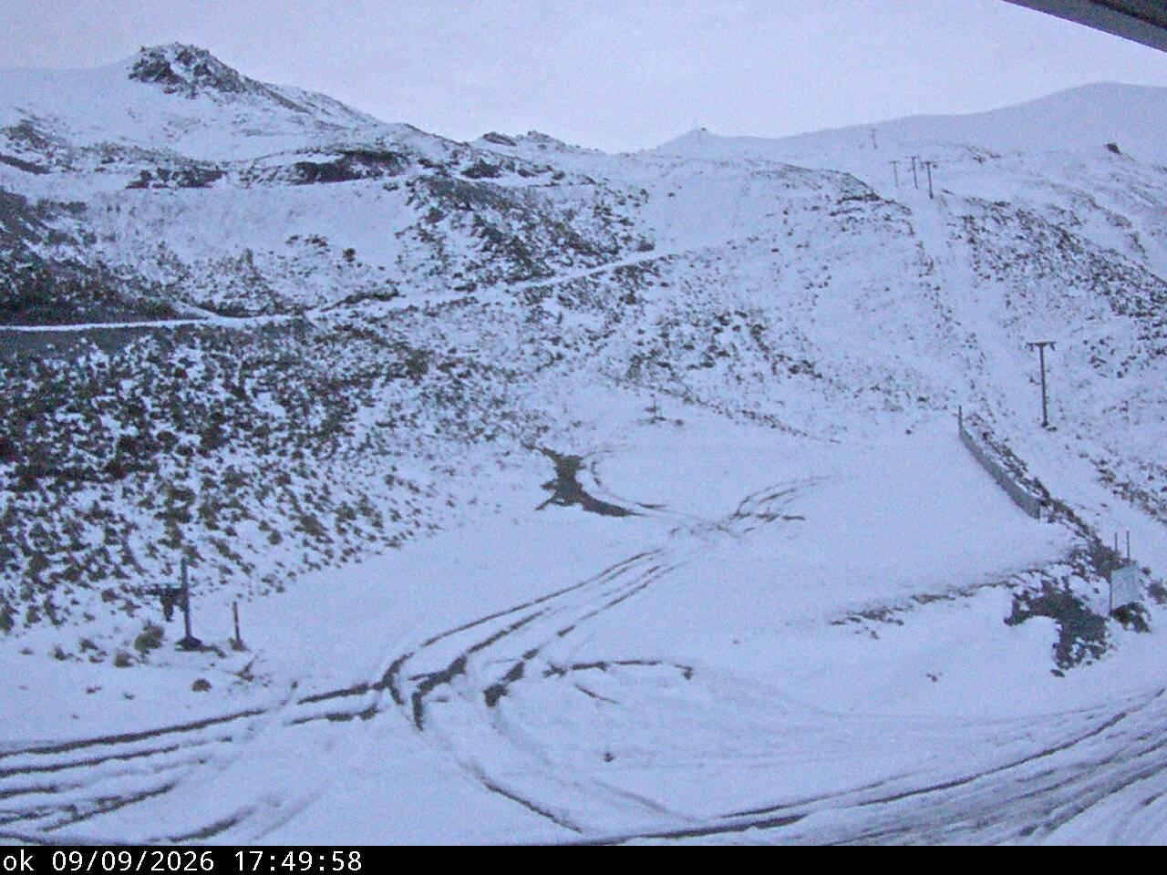 Mt Cheeseman Learners snow cam captured at 9 September 2026 at 6:49 pm NZST