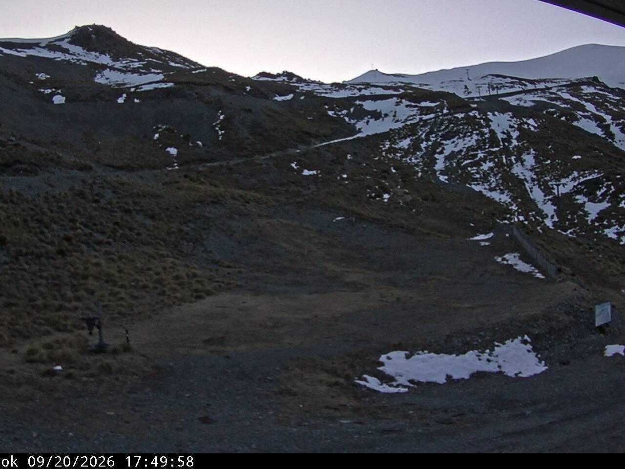 Mt Cheeseman Learners snow cam captured at 20 September 2026 at 6:52 pm NZST