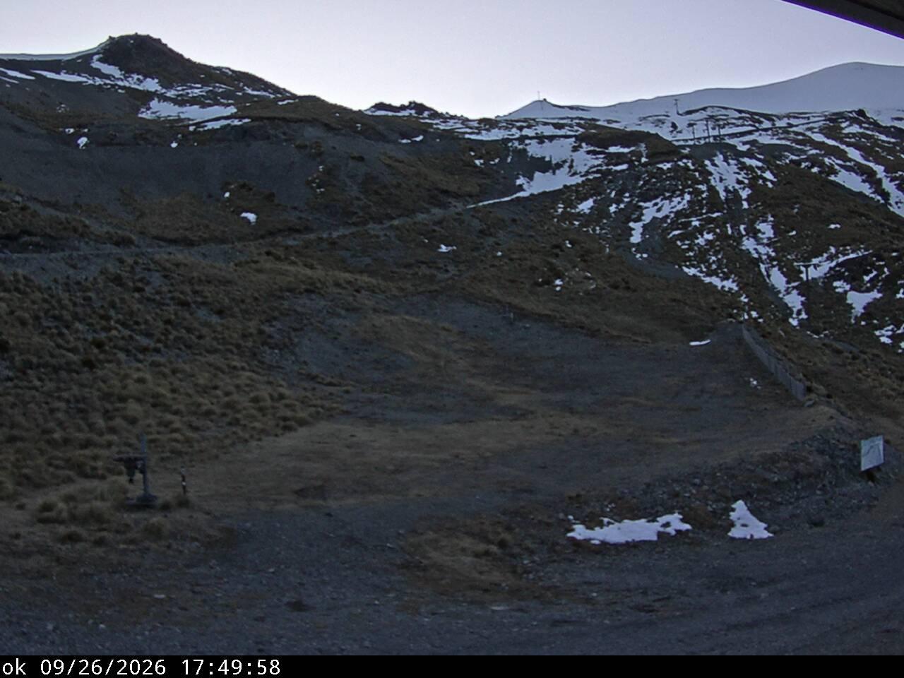 Mt Cheeseman Learners snow cam captured at 26 September 2026 at 6:57 pm NZST