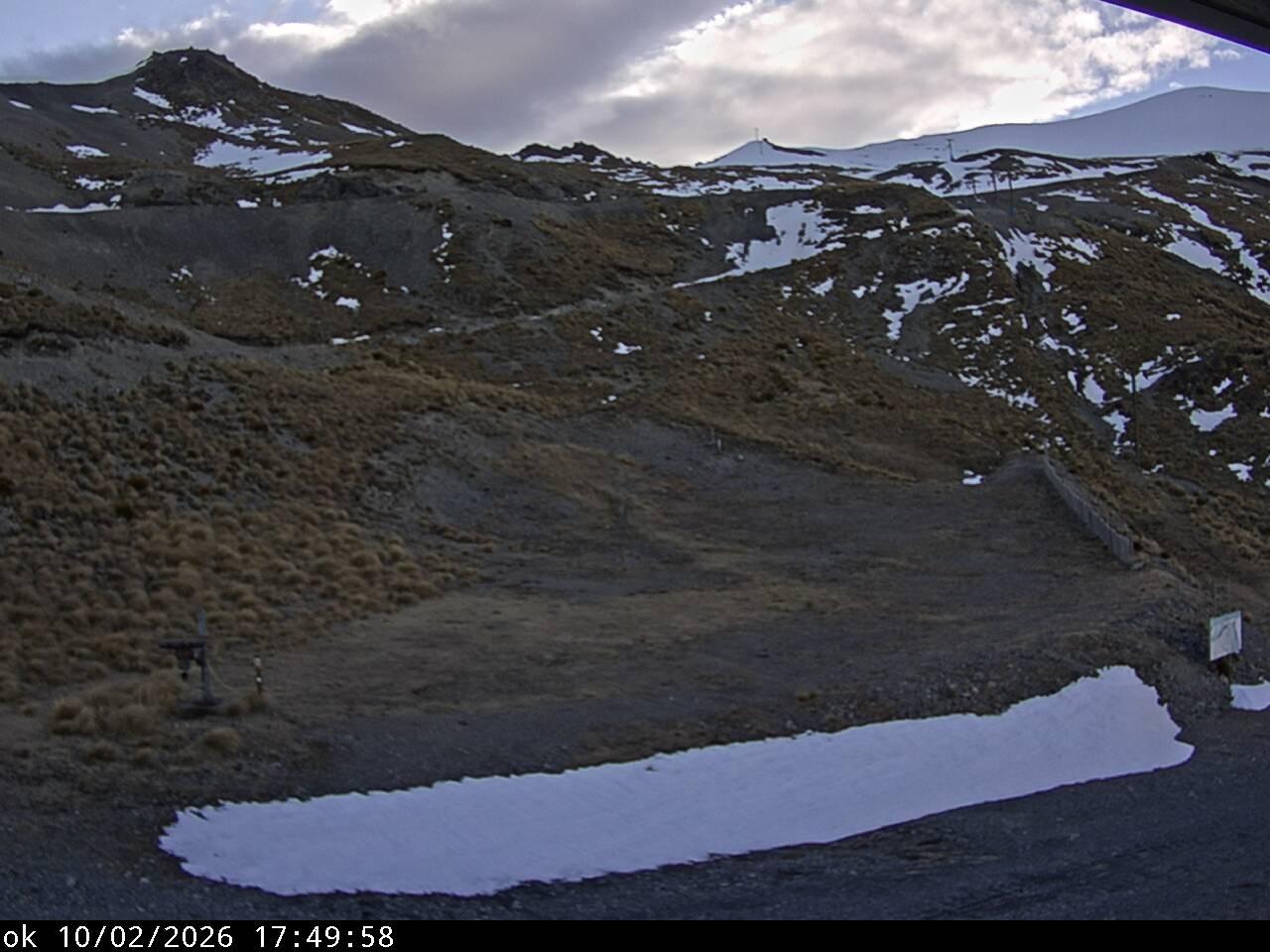 Mt Cheeseman Learners snow cam captured at 2 October 2026 at 7:03 pm NZDT