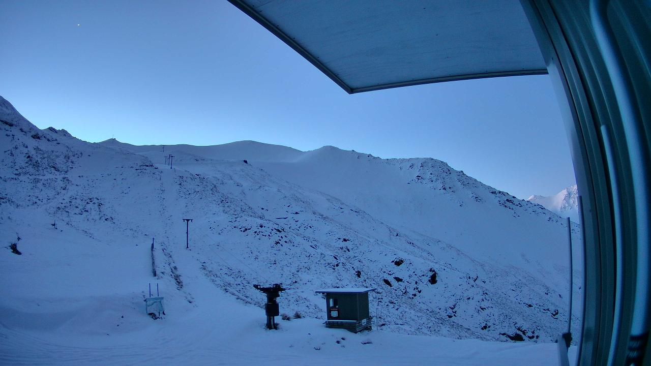 Mt Cheeseman Mt Cheeseman snow cam captured at 10 September 2026 at 6:48 pm NZST