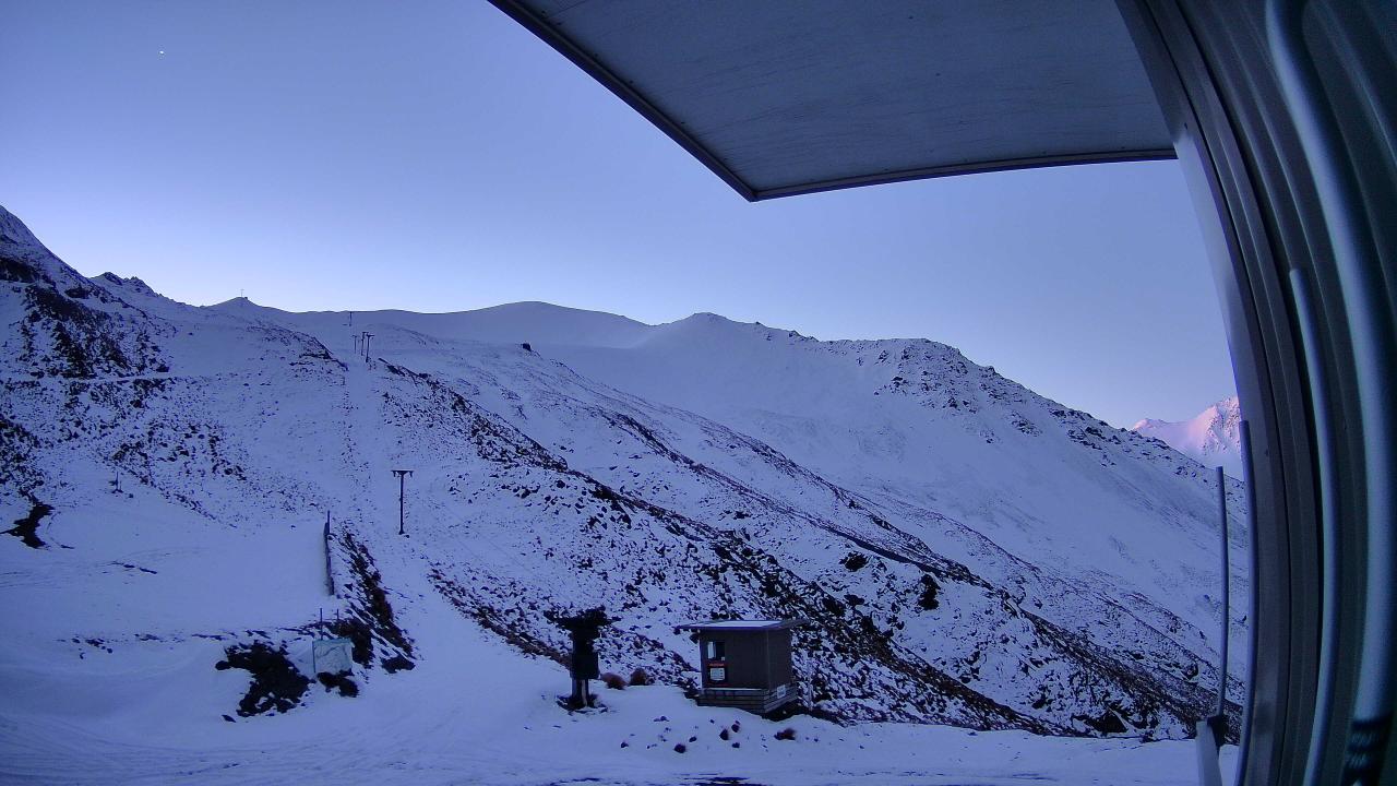 Mt Cheeseman Mt Cheeseman snow cam captured at 11 September 2026 at 6:47 pm NZST