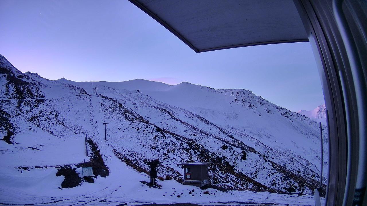 Mt Cheeseman Mt Cheeseman snow cam captured at 12 September 2026 at 6:47 pm NZST