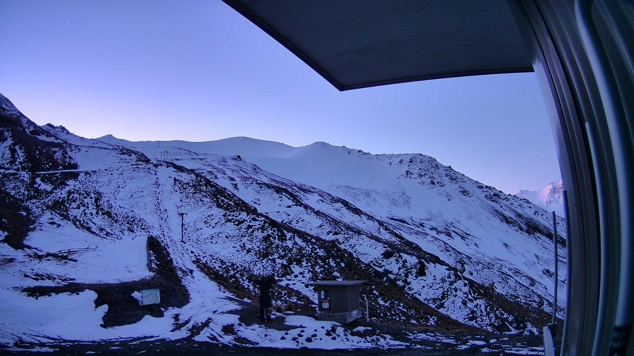Mt Cheeseman Mt Cheeseman snow cam captured at 13 September 2026 at 6:45 pm NZST