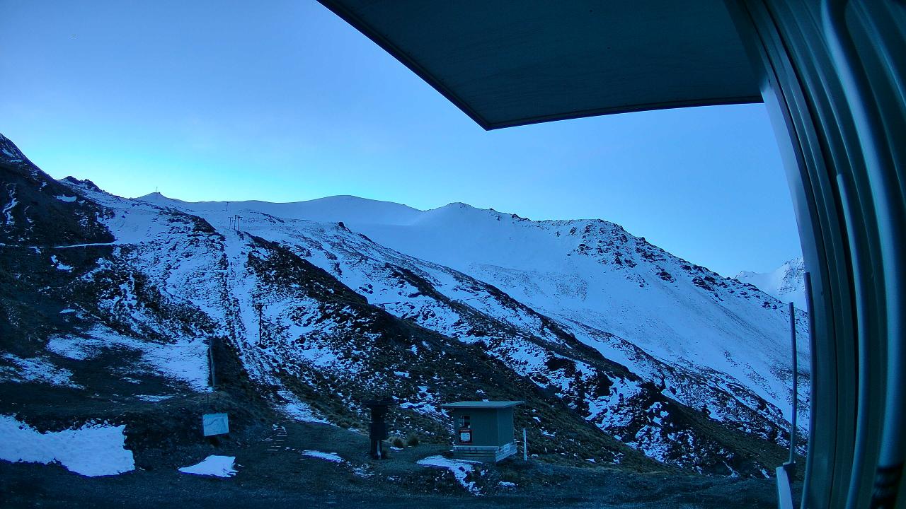 Mt Cheeseman Mt Cheeseman snow cam captured at 18 September 2026 at 6:48 pm NZST