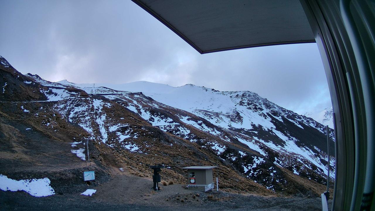 Mt Cheeseman Mt Cheeseman snow cam captured at 19 September 2026 at 6:47 pm NZST