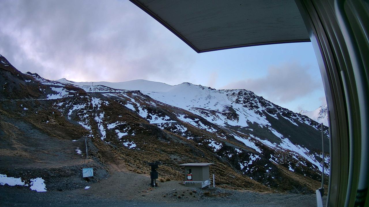 Mt Cheeseman Mt Cheeseman snow cam captured at 21 September 2026 at 6:53 pm NZST