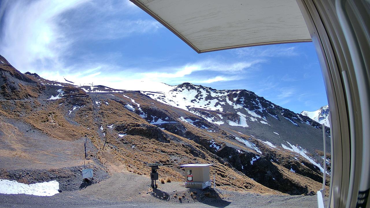Mt Cheeseman Mt Cheeseman snow cam captured at 6 October 2026 at 3:32 pm NZDT