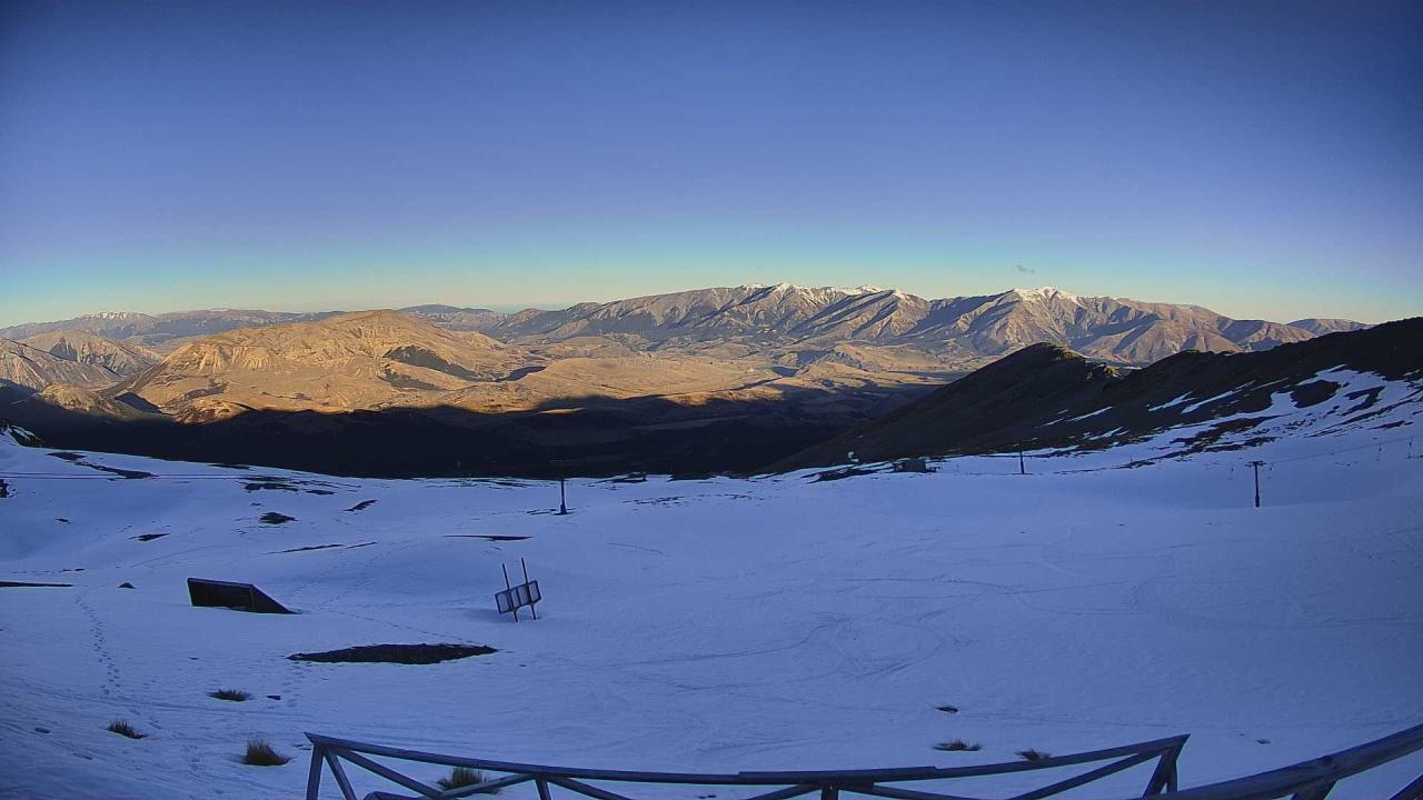 Mt Cheeseman Cockayne Face snow cam captured at 4 October 2026 at 6:56 pm NZDT