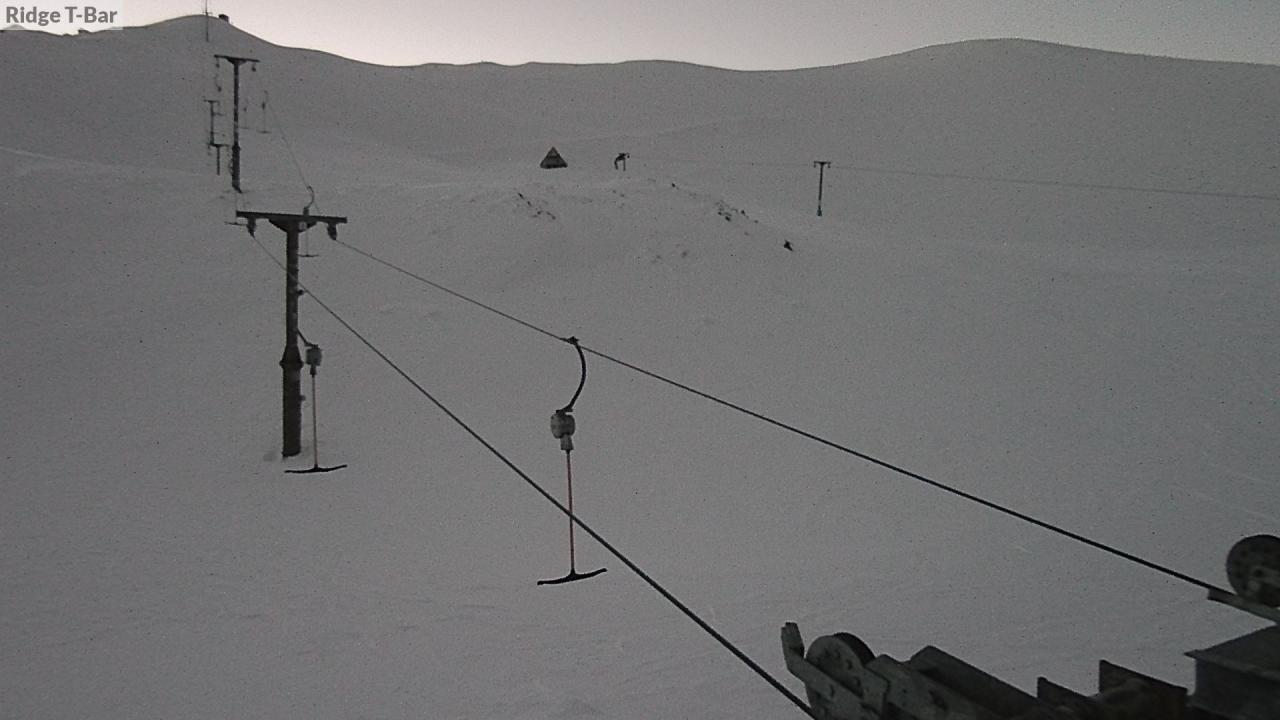 Mt Cheeseman Ridge T-Bar snow cam captured at 11 September 2026 at 6:47 pm NZST