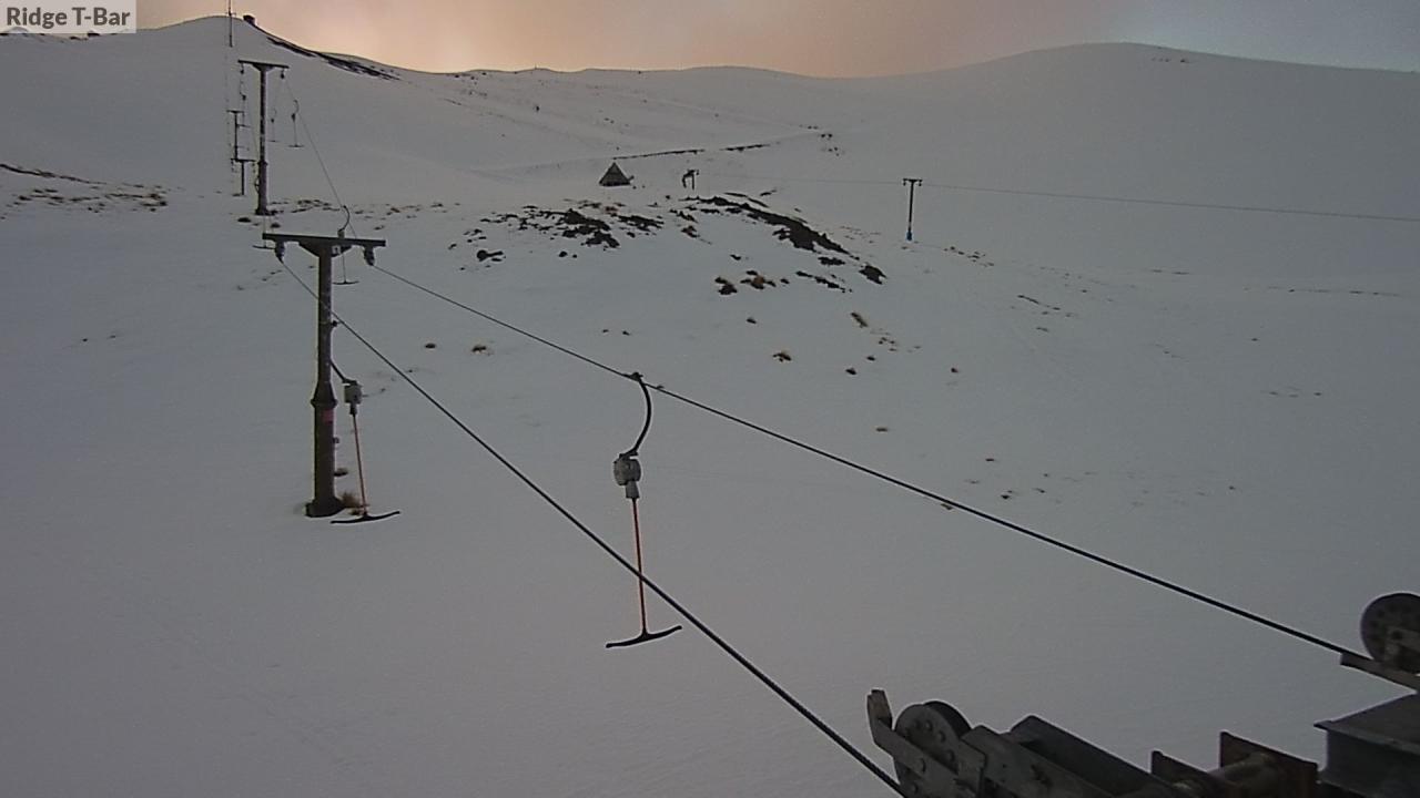 Mt Cheeseman Ridge T-Bar snow cam captured at 21 September 2026 at 6:53 pm NZST