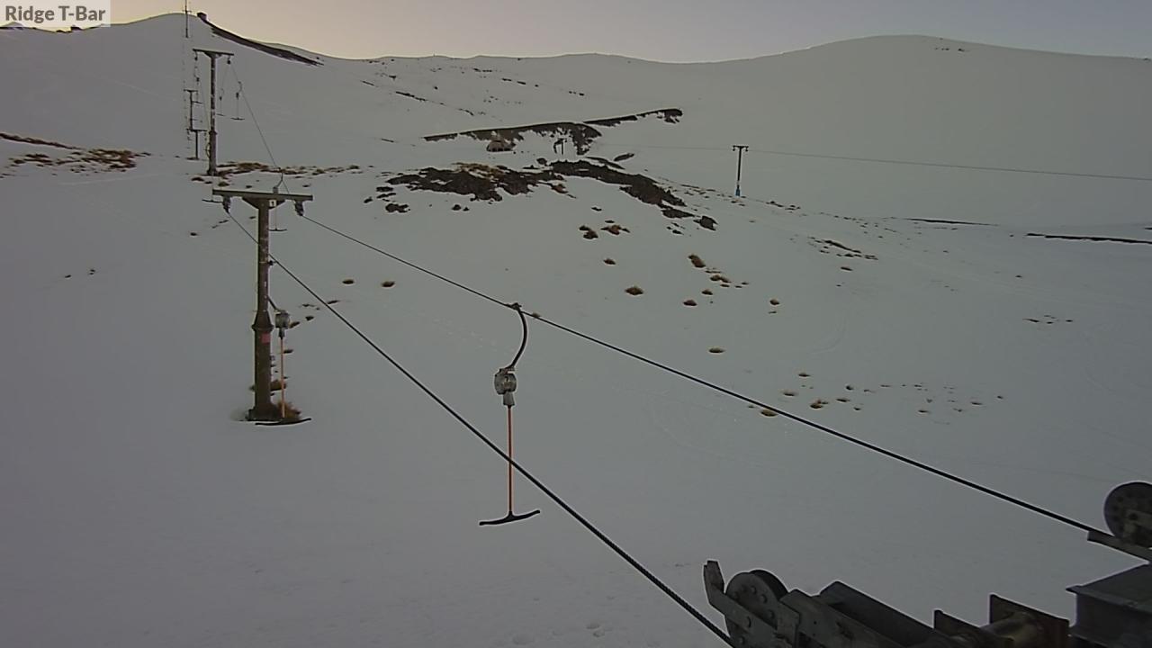 Mt Cheeseman Ridge T-Bar snow cam captured at 4 October 2026 at 6:56 pm NZDT