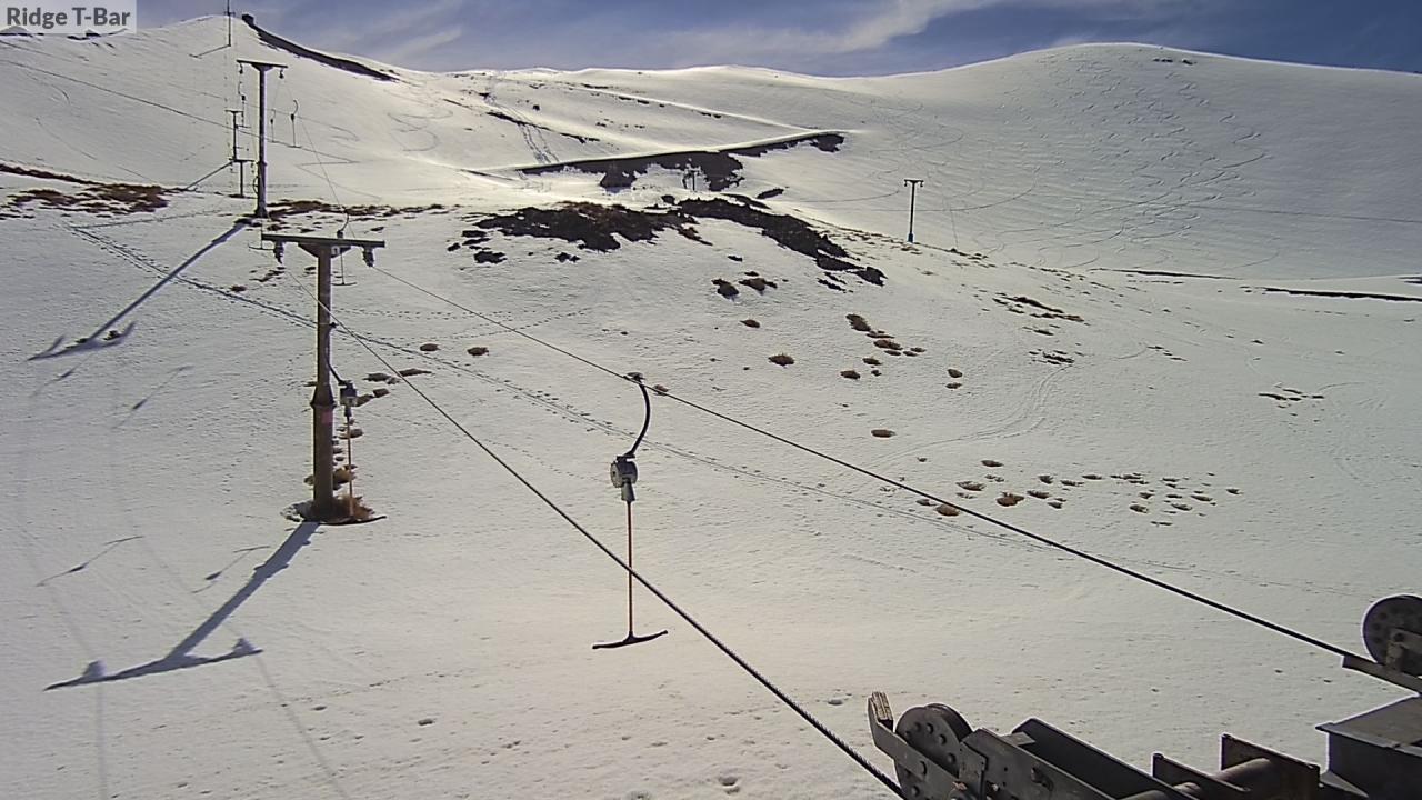 Mt Cheeseman Ridge T-Bar snow cam captured at 6 October 2026 at 3:32 pm NZDT