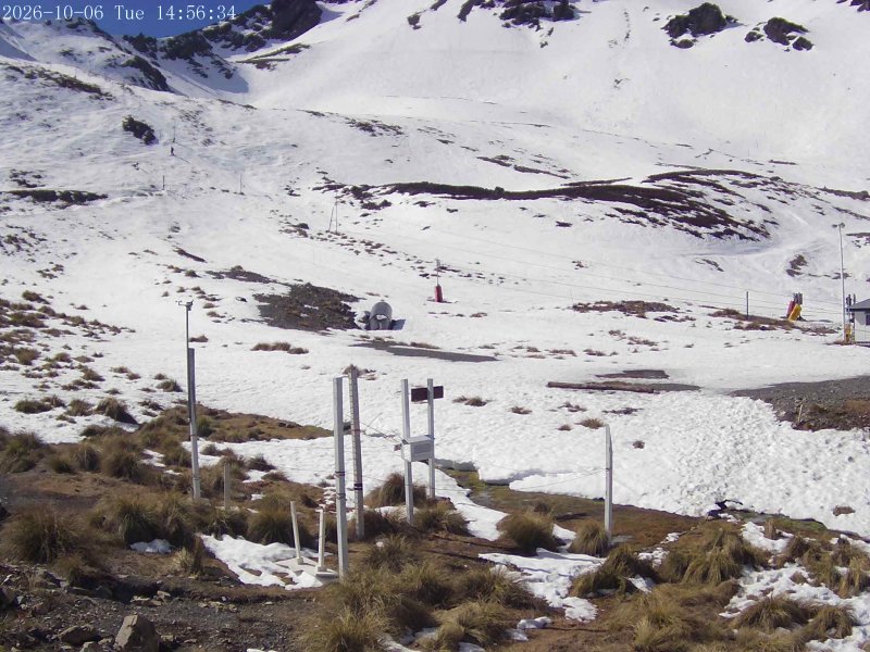 Mt Olympus Snowstake snow cam captured at 6 October 2026 at 3:49 pm NZDT