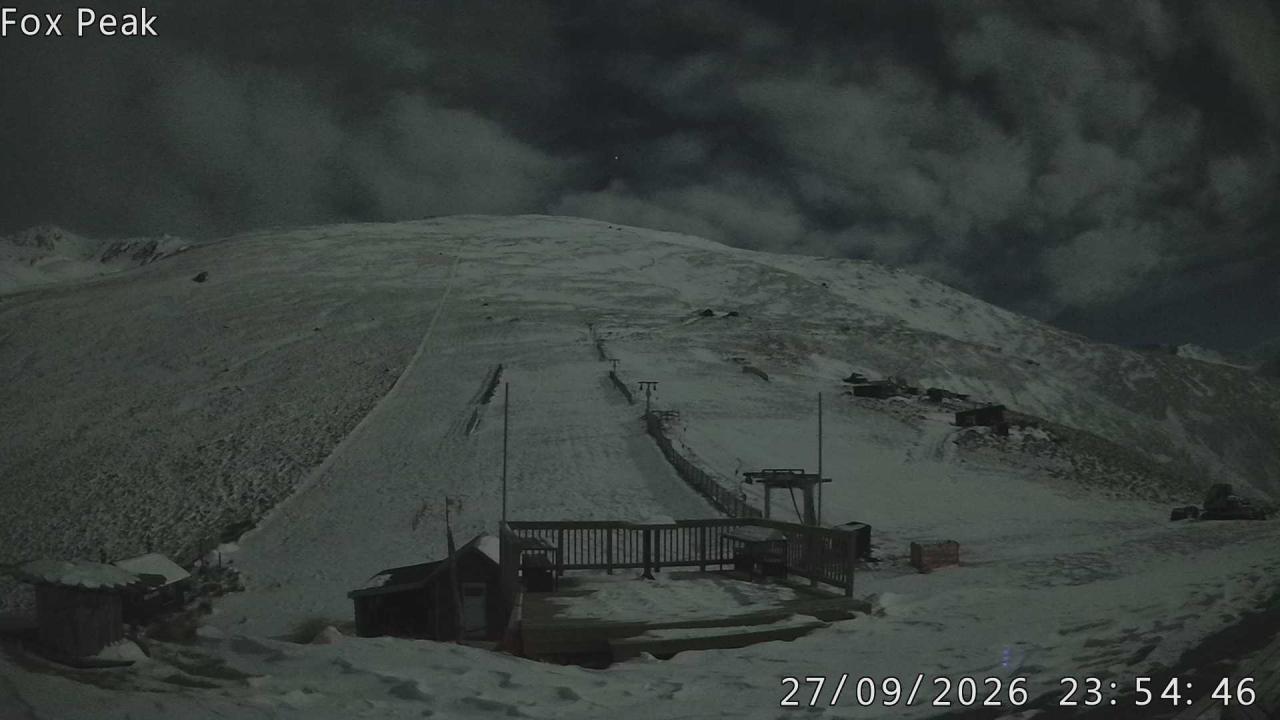 Fox Peak Learners / Meadow Shirtfront snow cam captured at 27 September 2026 at 11:55 pm NZDT