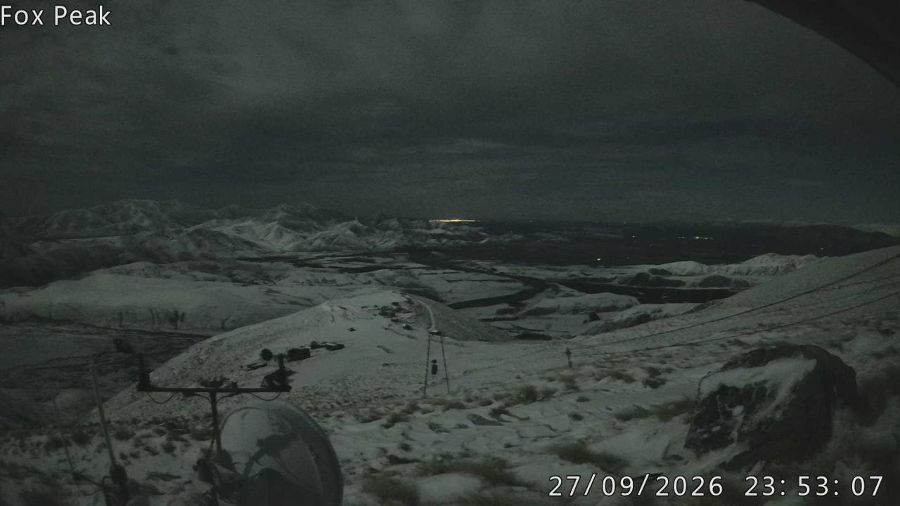 Fox Peak Tasman Tow Shed snow cam captured at 27 September 2026 at 11:55 pm NZDT