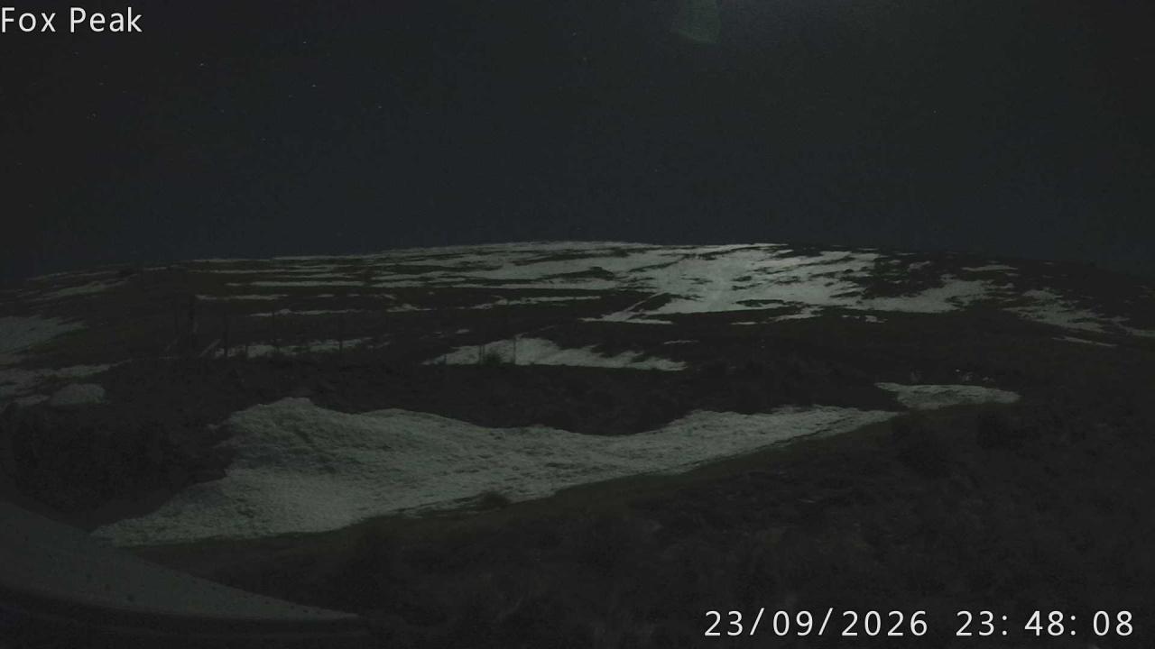 Fox Peak Shirt Front snow cam captured at 23 September 2026 at 11:53 pm NZST