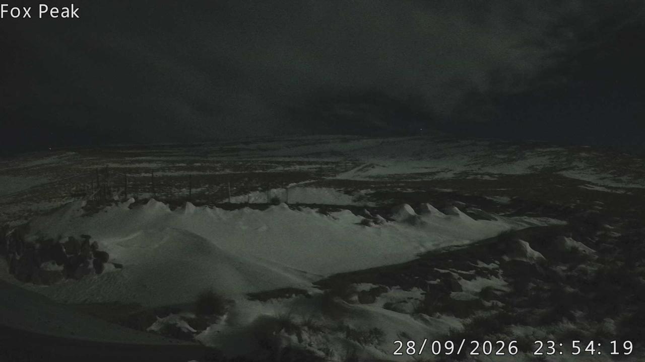 Fox Peak Shirt Front snow cam captured at 28 September 2026 at 11:57 pm NZDT