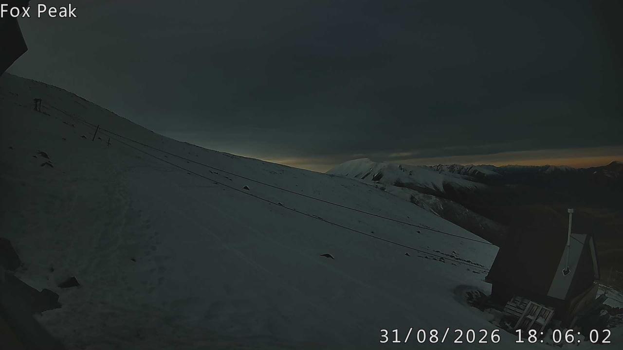Fox Peak Apex snow cam captured at 9 September 2026 at 6:00 pm NZST